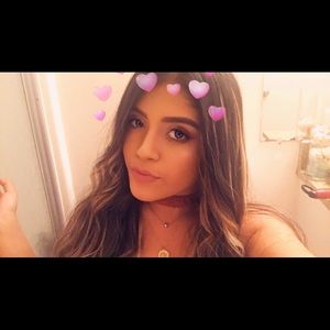 Meet your Posher, Jasmine